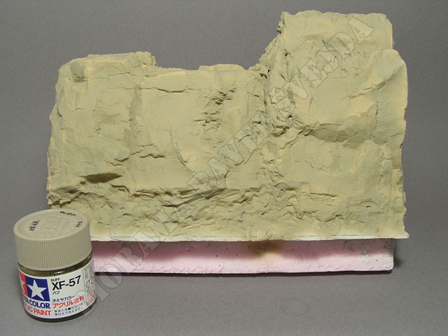 SK7.jpg - z&aacute;kladn&iacute; zbarven&iacute; je n&aacute;střik akrylovou barvou Tamiya XF-57 &ndash; Buff