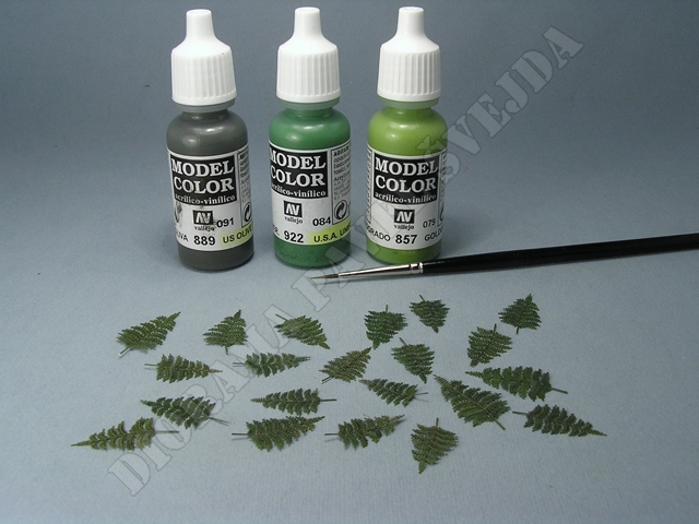 fk7.jpg - zatřen&iacute; řezů barvami Vallejo po vystř&iacute;h&aacute;n&iacute; z r&aacute;mečku