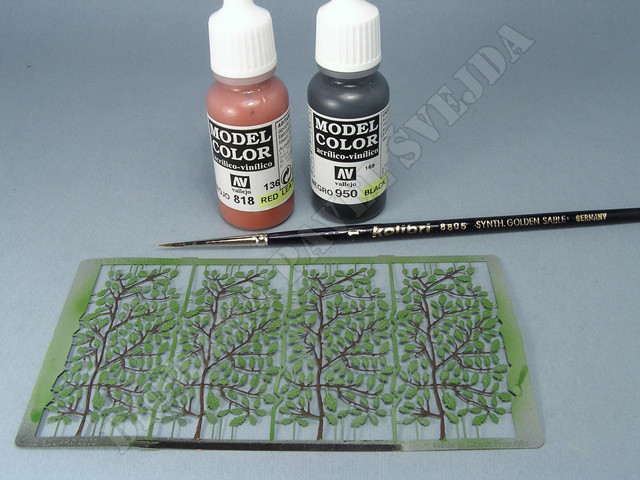 fl9.jpg - nabarven&iacute; větviček a km&iacute;nků směs&iacute; barev Vallejo 950 a 818