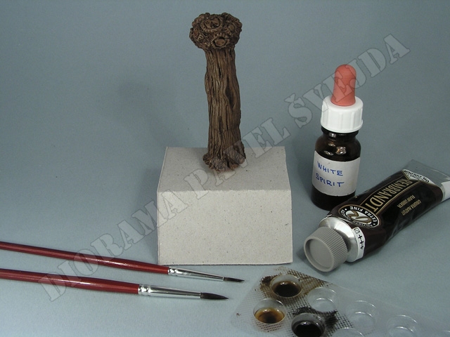 vrba9.jpg - Tot&eacute;ž u letn&iacute; vrby, použit&aacute; barva je umbra př&iacute;rodn&iacute;.